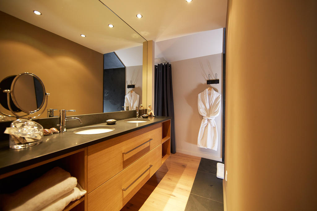Les Chambres De L'Oustalet, Chambres D'Hotes Et Restaurant Etoile Gigondas Habitación foto